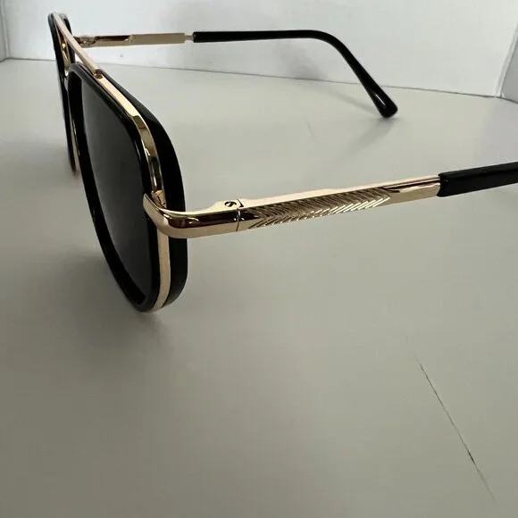 Black & Gold‎ (Black Lens) Polarized Aviator Sunglasses (BRAND-NEW & GORGEOUS!) - Picture 5 of 7